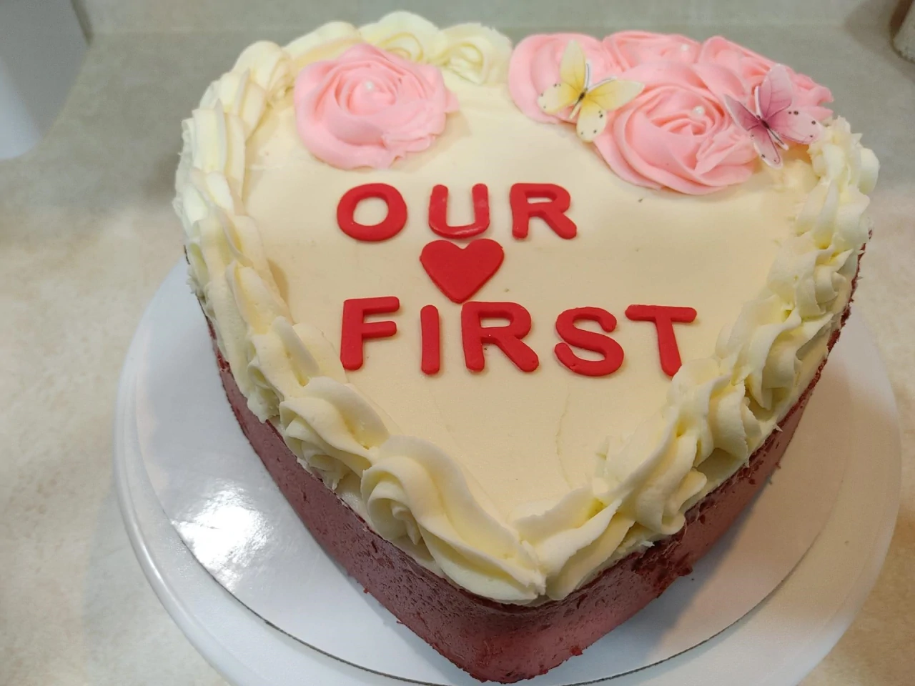 Red Velvet Cheesecake Heart